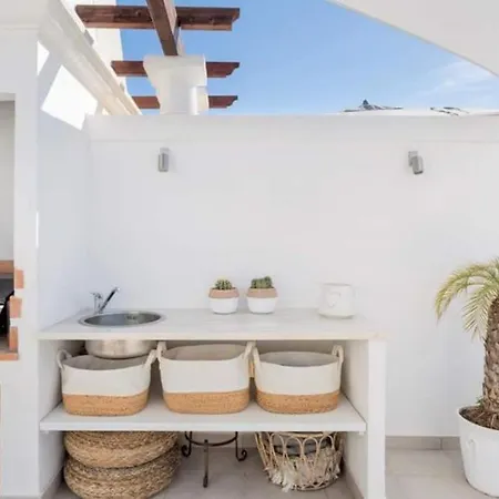 Kira - Vale Do Lobo Алмансил